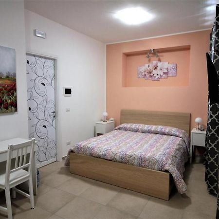 La Rosatea Rooms 몬레알레 외부 사진