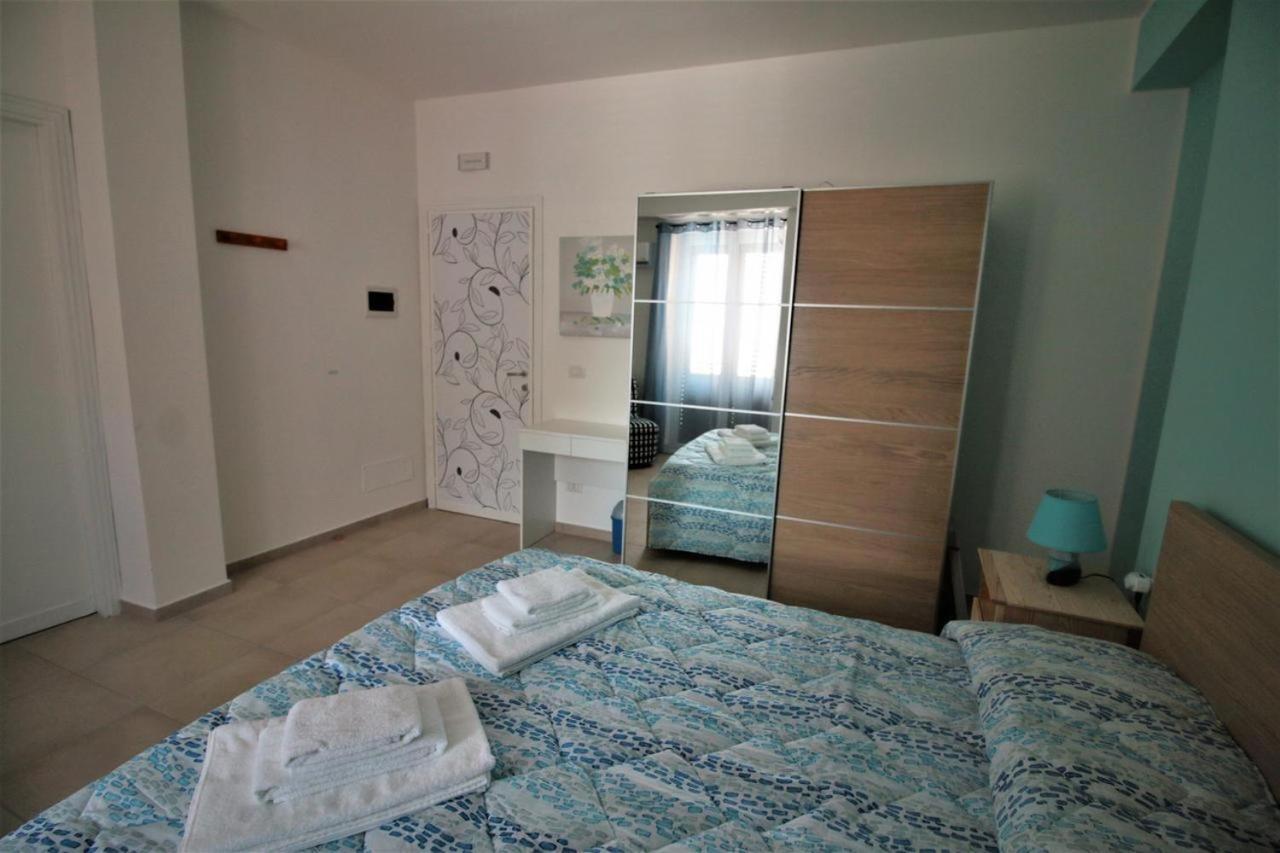 La Rosatea Rooms 몬레알레 외부 사진